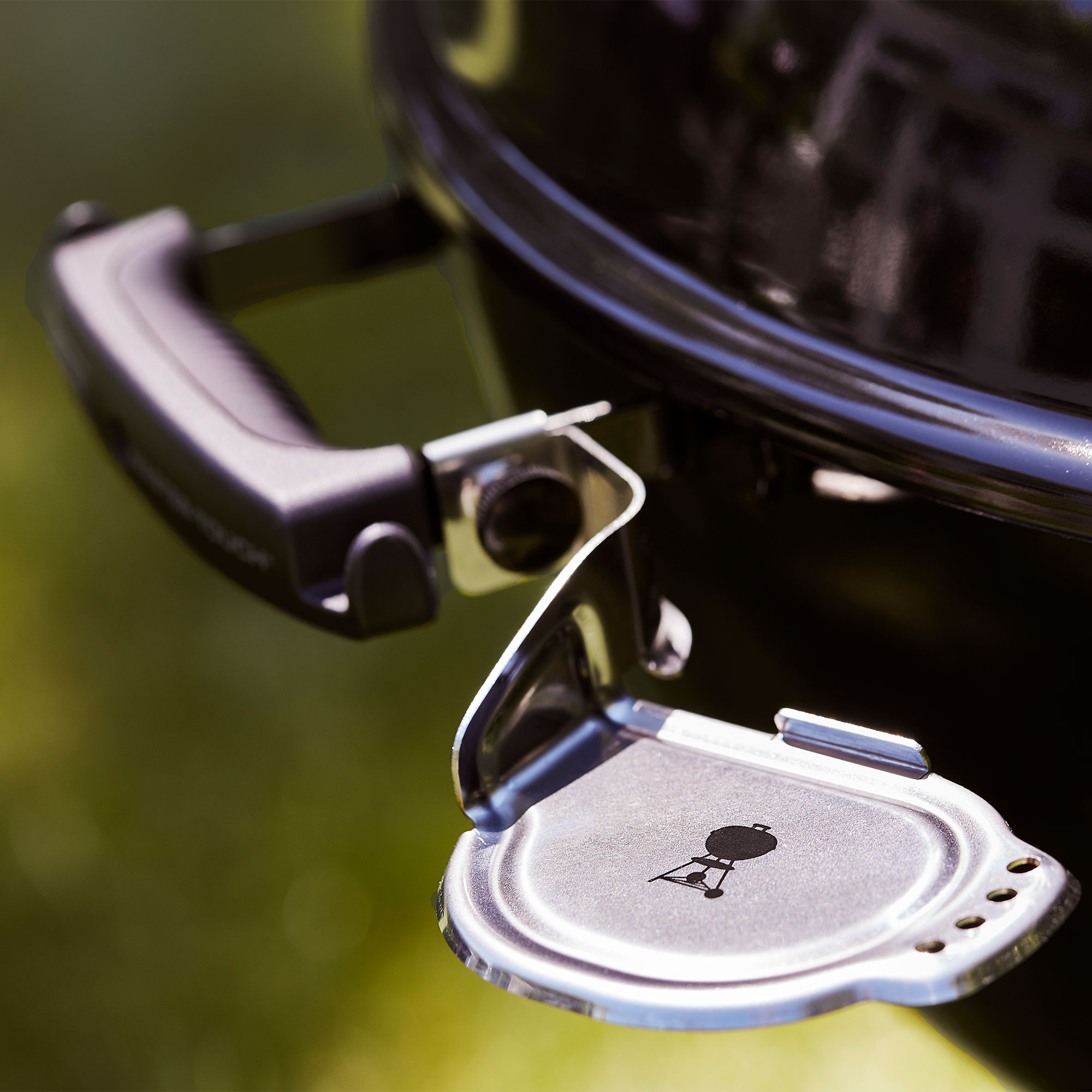 Weber® Master-Touch® GBS E-5750, Black Ø 57 cm (14701004) - Weber Weber® Master-Touch® GBS E-5750, Black Ø 57 cm (14701004) - Weber