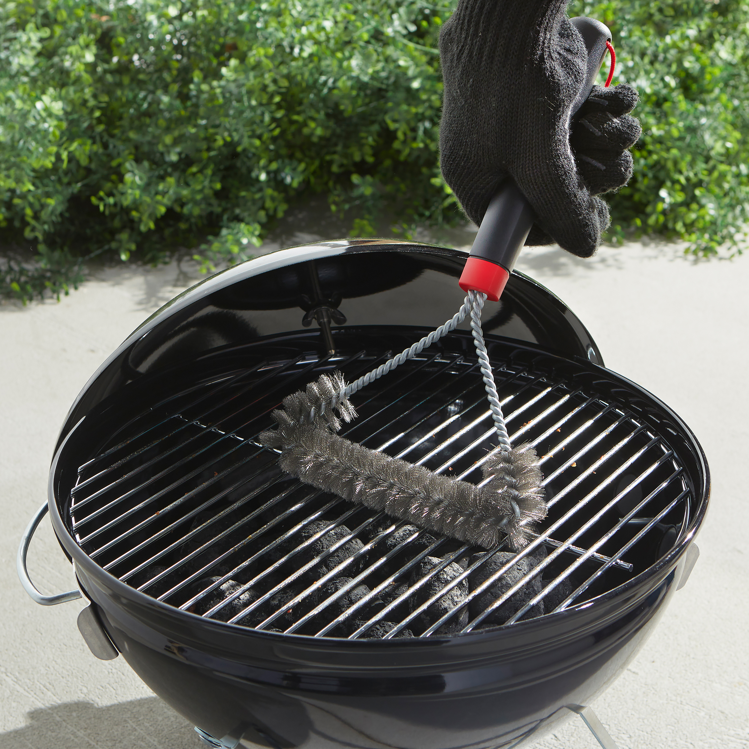 Weber® Dreiseitige Grillbürste, 30 cm (6277) - Weber