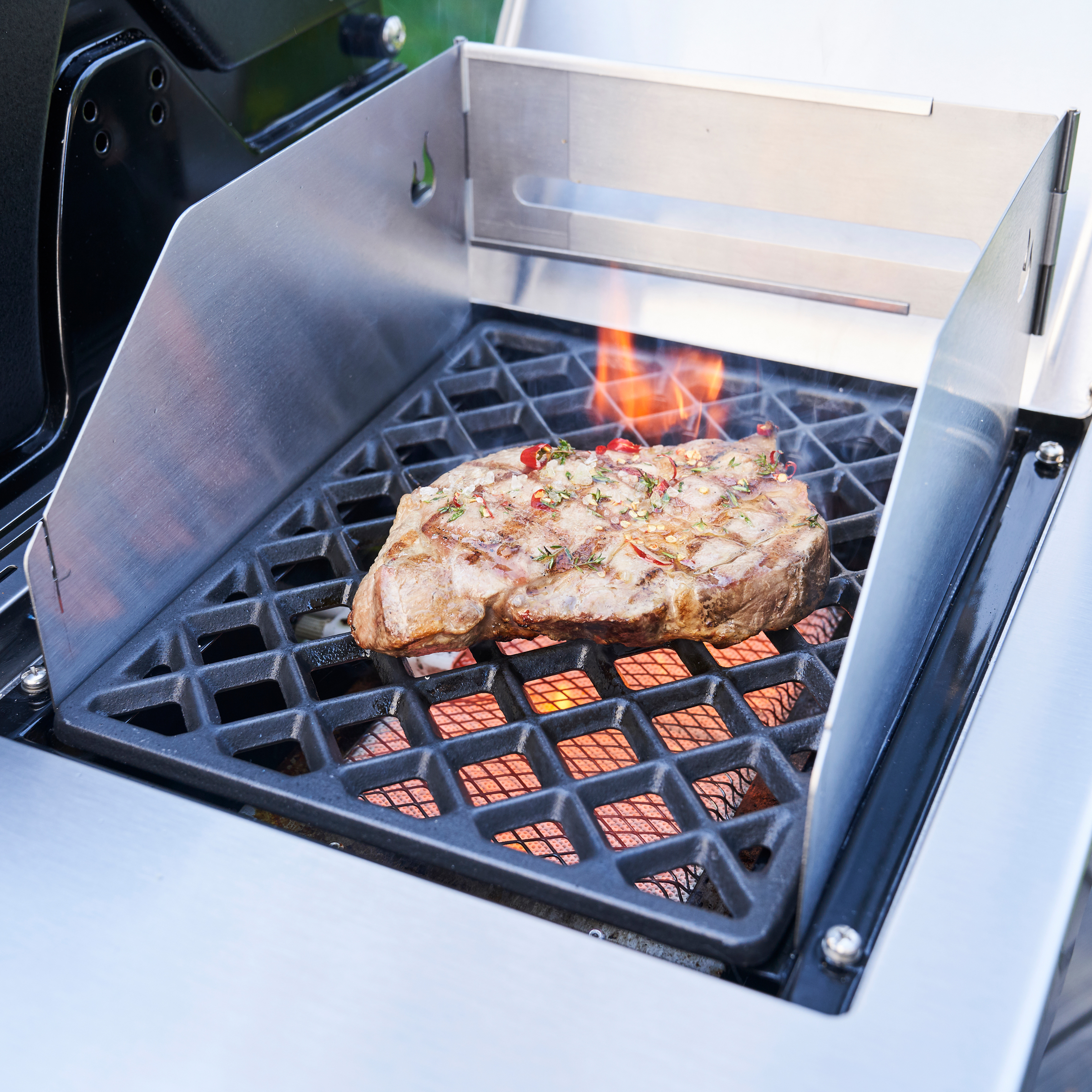 Char-Broil® Windschutz für Seitenbrenner (140060) - Char-Broil